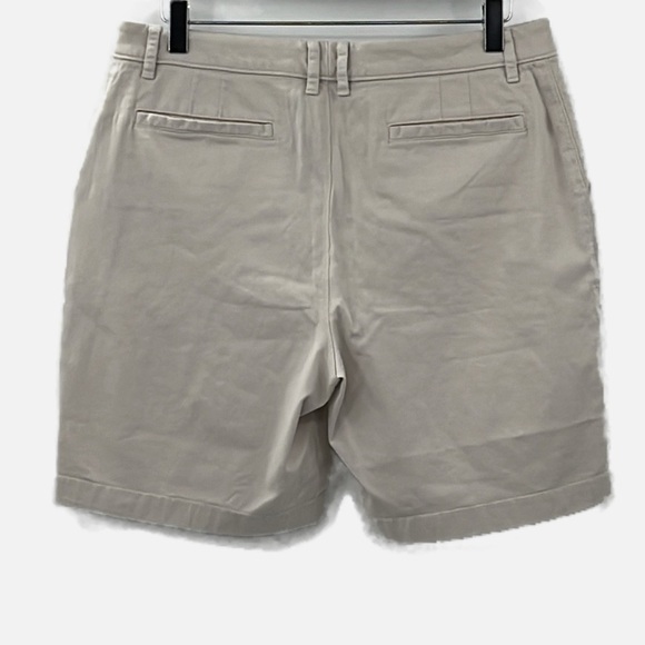 Garnet Hill Salt-Washed Everyday Chino Shorts in Pebble - NWOT - Size 10 - Picture 3 of 7